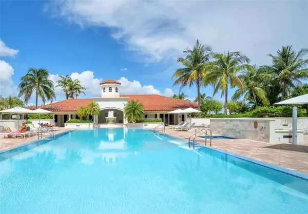 Aventura, FL 33180,20000 E Country Club Dr #PH01