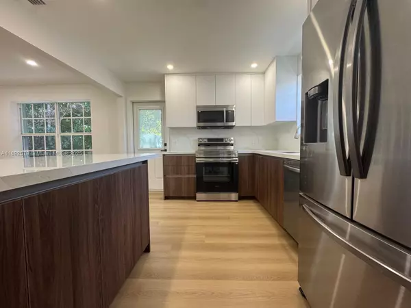 Hollywood, FL 33020,2642 Fillmore St