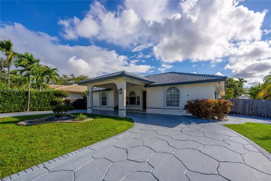 2275 SW 143rd Ct, Miami, FL 33175