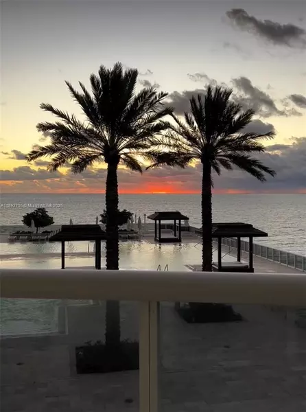 1850 S Ocean Dr #803, Hallandale Beach, FL 33009