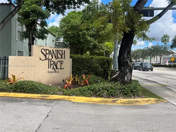 10756 N Kendall Dr #J5, Miami, FL 33176
