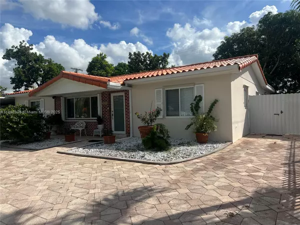 Miami, FL 33174,1311 SW 102nd Ct