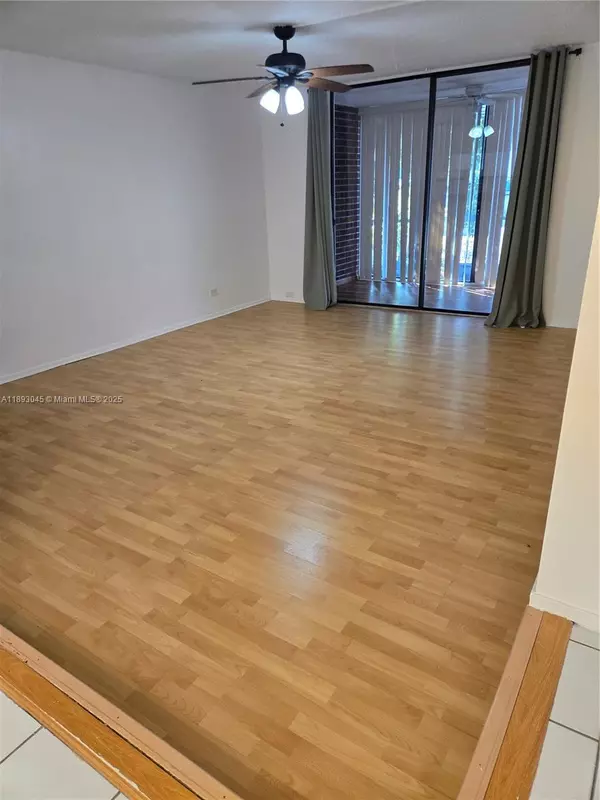 Lauderhill, FL 33319,Address not disclosed