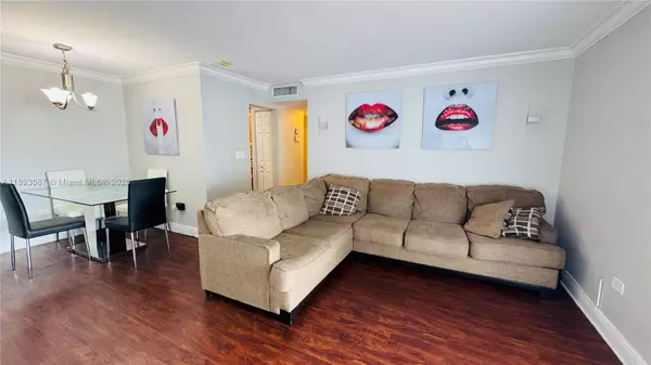 Miami, FL 33173,7226 SW 94th Pl #F7