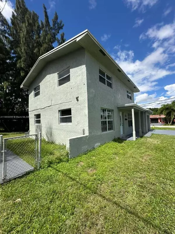 Lauderhill, FL 33313,1189 NW 45th Ave