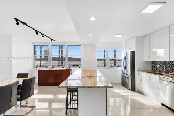 Aventura, FL 33160,2801 NE 183rd St #116W