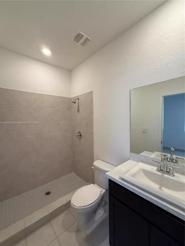 Florida City, FL 33034,544 NE 4th St #544