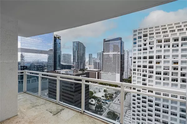 Miami, FL 33131,951 Brickell Ave #2601
