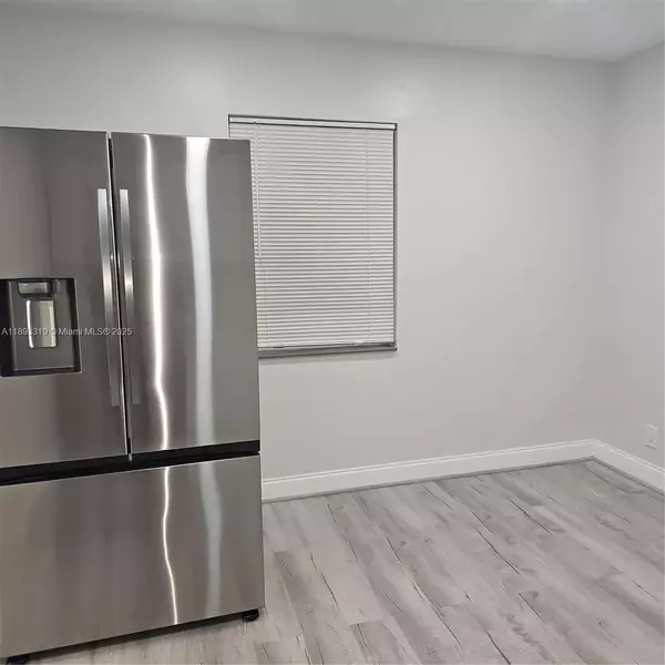 Fort Lauderdale, FL 33312,442 SW 22nd Ave
