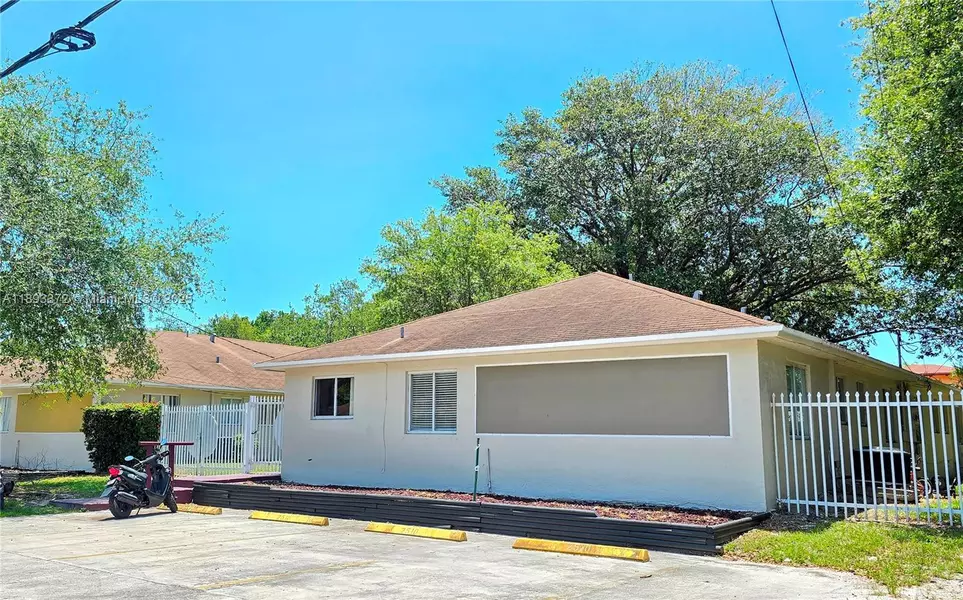 2531 NE 184th Ter #NA, North Miami Beach, FL 33160