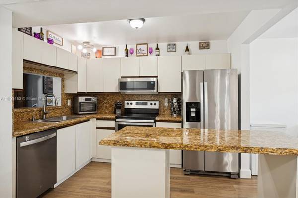 7675 NW 79th Ave #209, Tamarac, FL 33321