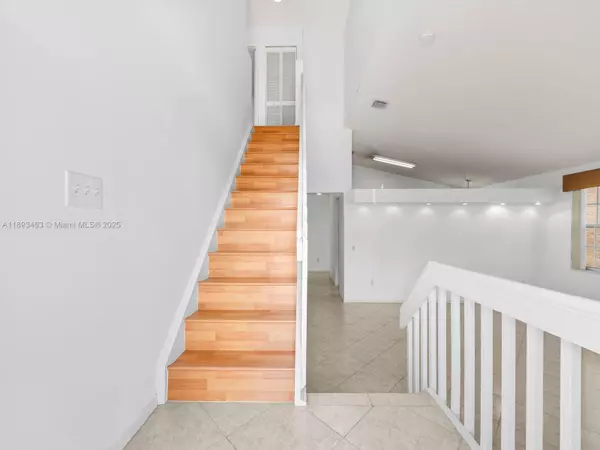 Pembroke Pines, FL 33028,15181 NW 6th Ct