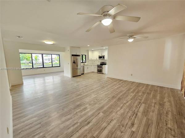 Miramar, FL 33023,7908 Granada Blvd