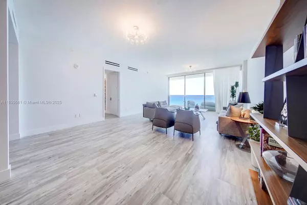 Bal Harbour, FL 33154,10203 Collins Ave #1502