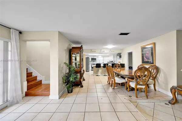 Miami Gardens, FL 33169,311 NW 201st St