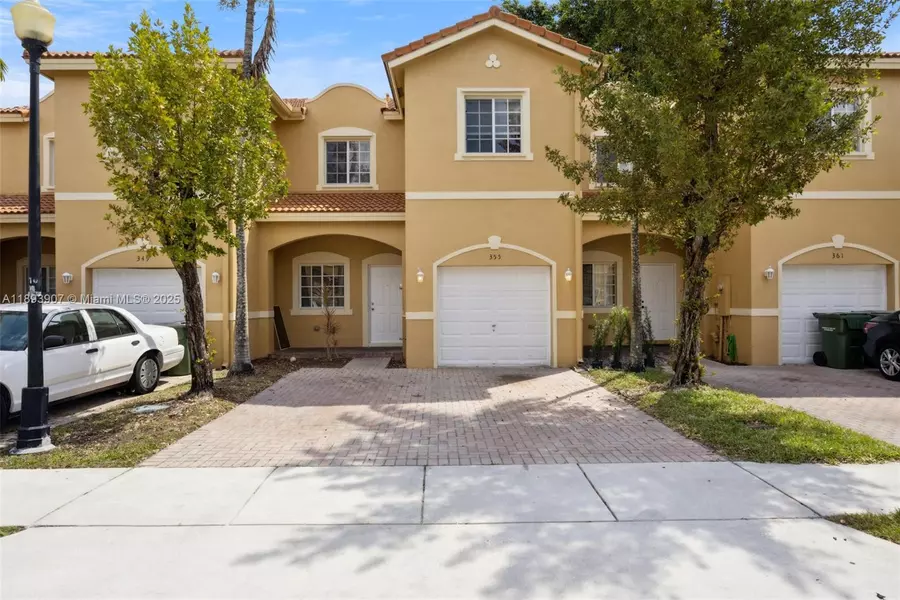 355 SE 20th Ter, Homestead, FL 33033