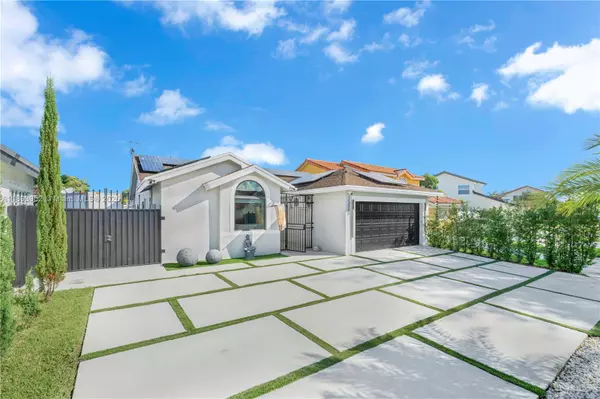 Miami, FL 33193,15555 SW 57th Ter