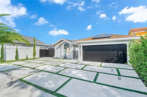 15555 SW 57th Ter, Miami, FL 33193