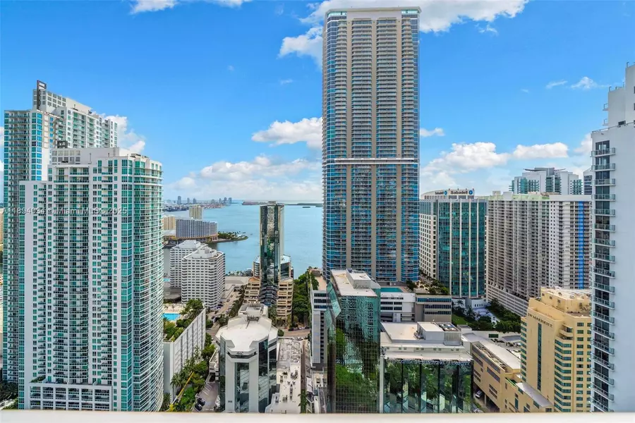 1010 Brickell Ave #3904, Miami, FL 33131