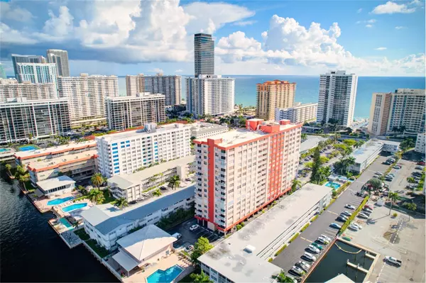 Hallandale Beach, FL 33009,3161 S Ocean Dr #1201