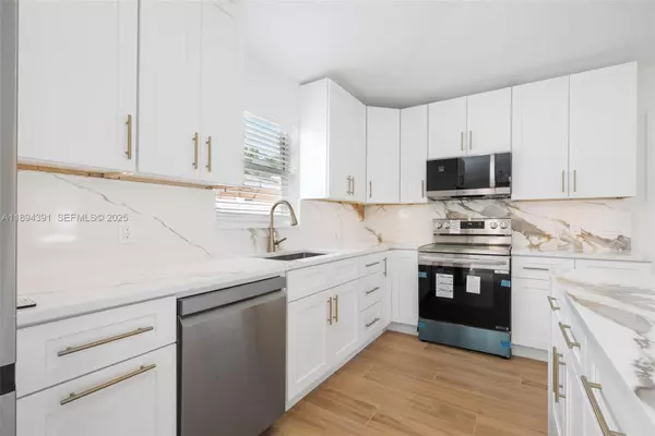 Delray Beach, FL 33444,102 SW 13th Ave