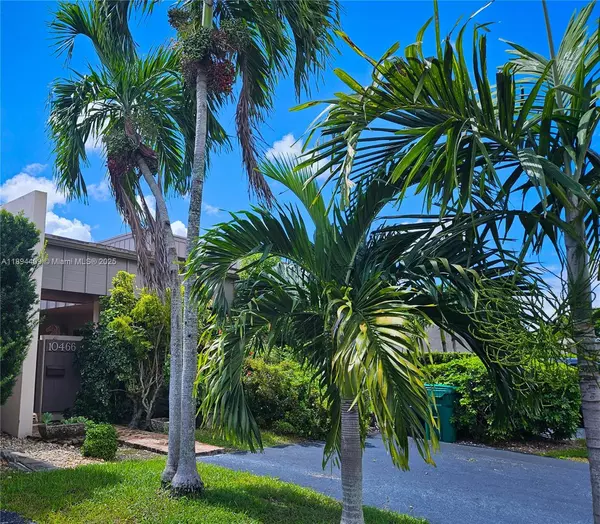 Miami, FL 33173,10466 SW 75th Ln #10466