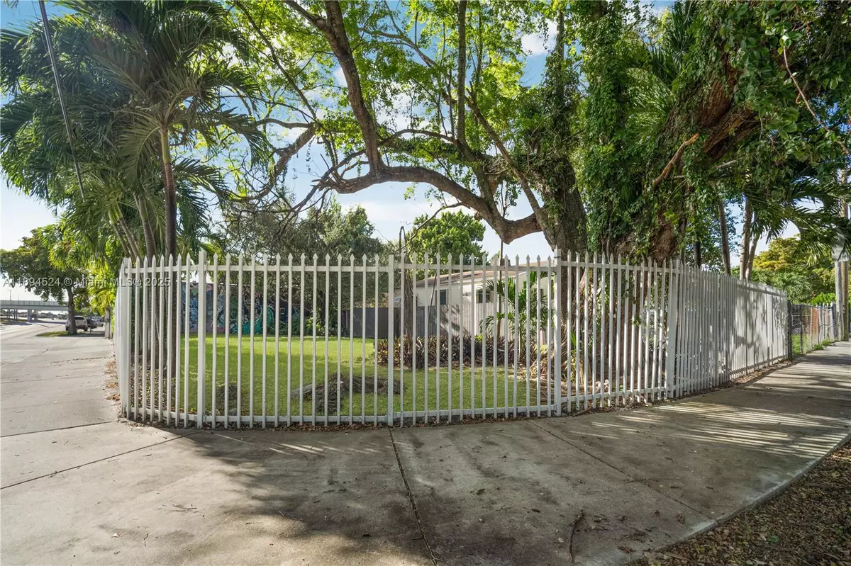 Miami, FL 33127,2900 NW 11th Ave