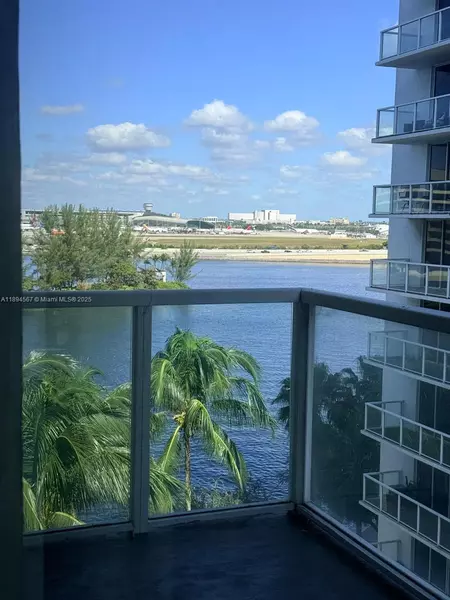 5091 NW 7th St #803, Miami, FL 33126