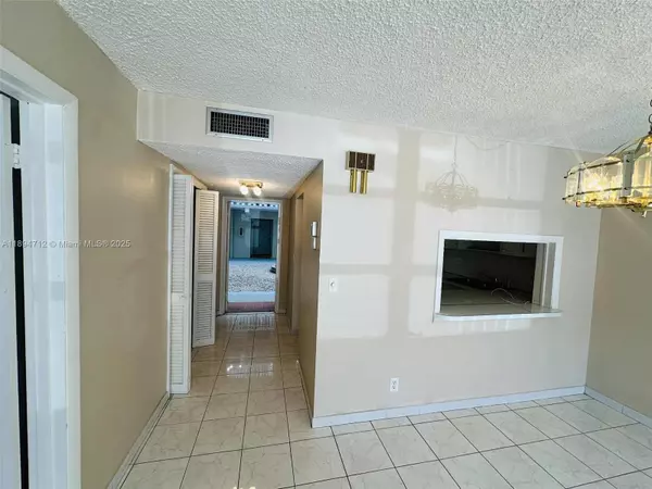 Hallandale Beach, FL 33009,330 SE 2nd St #102H