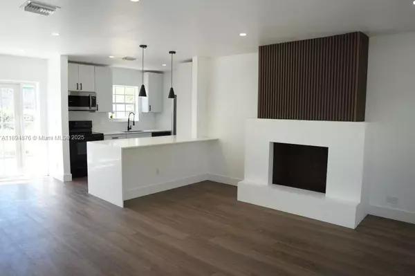 2411 SW 50th Ter, Fort Lauderdale, FL 33317