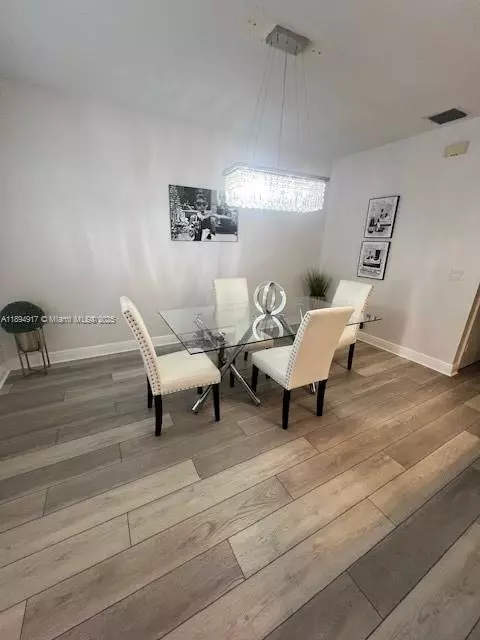 Tamarac, FL 33321,6010 Red Plum Ct #477