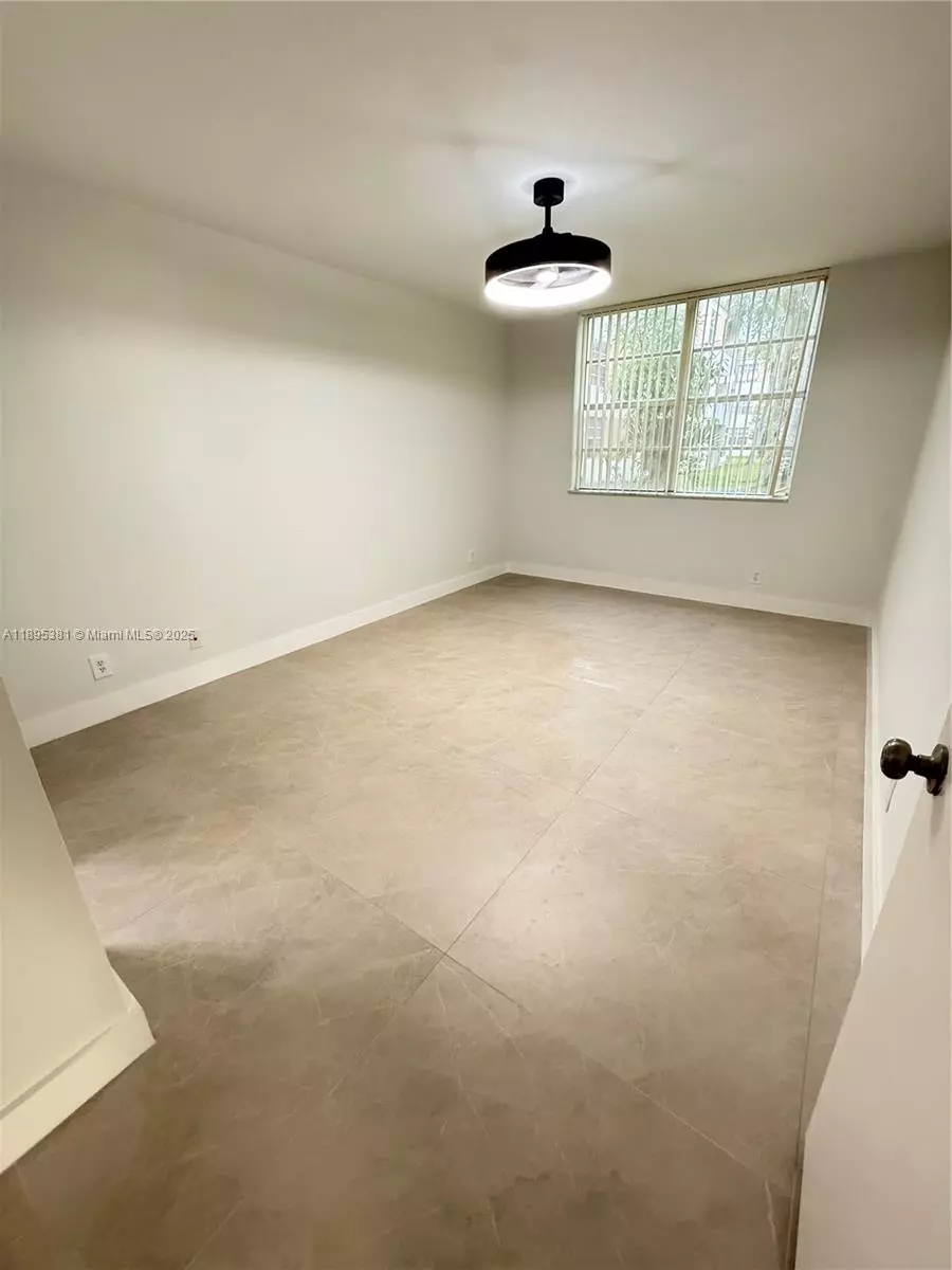 Coral Springs, FL 33065,8318 NW 24th St #8318