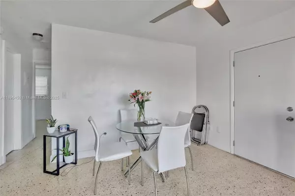 Miami, FL 33130,458 SW 9th St #8