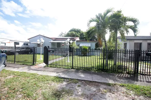 2830 NW 66th St, Miami, FL 33147