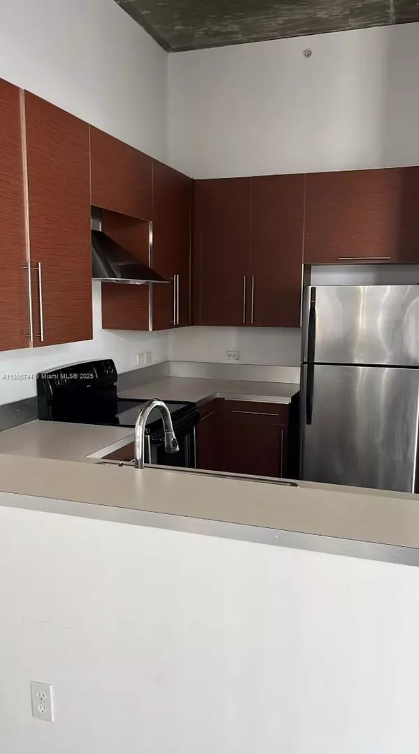 Miami, FL 33179,1791 NE MIAMI GARDENS DR #E203