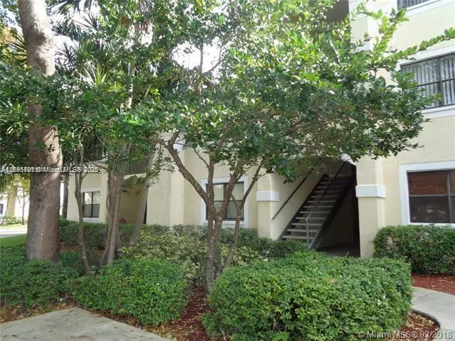Hollywood, FL 33021,650 S Park Rd #21-5
