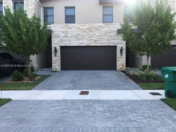 8045 NW 105th Ct #0, Doral, FL 33178