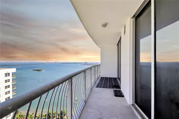 1750 N Bayshore Dr #3905, Miami, FL 33132