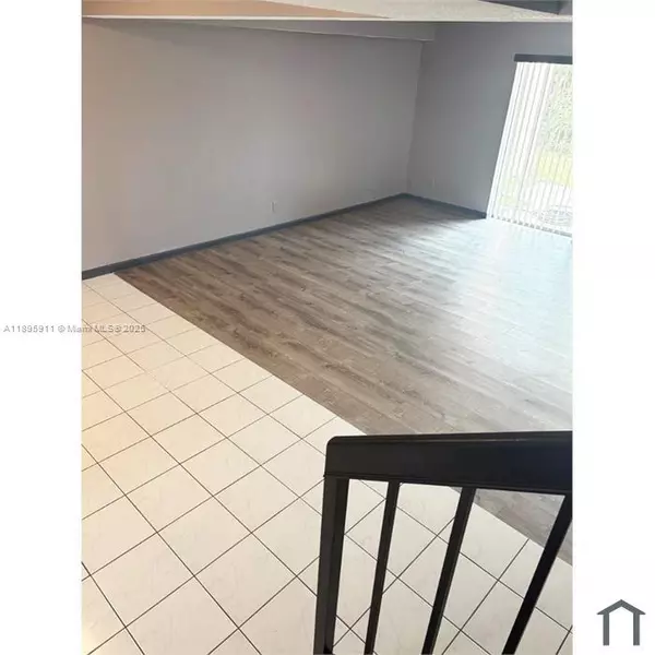 Lauderhill, FL 33313,5812 NW 16 Street #29