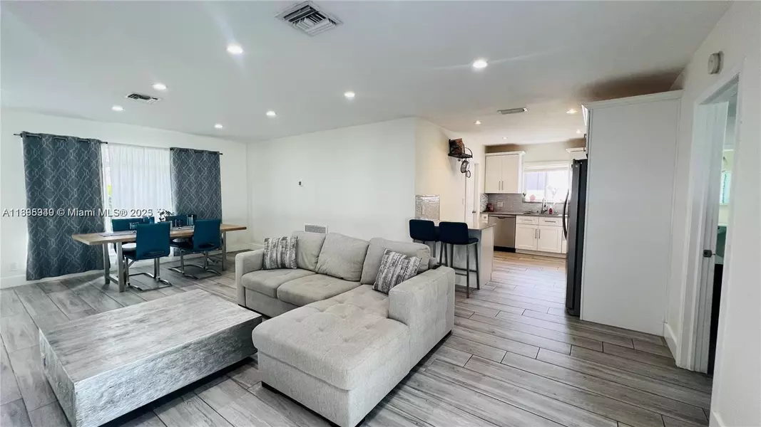 911 N 14th Ave #0, Hollywood, FL 33020