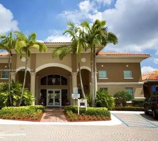 230 SW 117th Ter #11208, Pembroke Pines, FL 33025