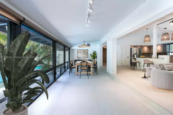 Biscayne Park, FL 33161,1107 NE 118th St