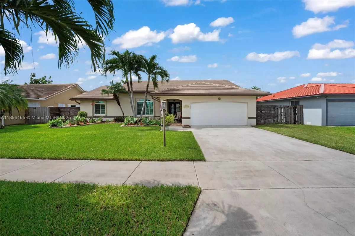 Miami, FL 33177,15806 SW 144th Pl