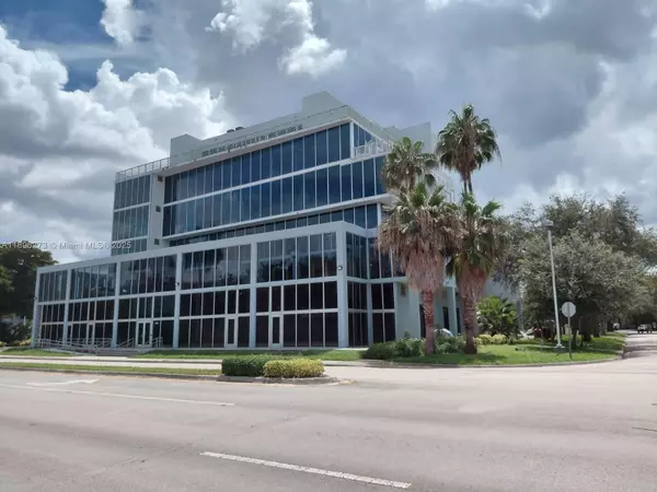 Doral, FL 33172,10450 NW 33rd St #406