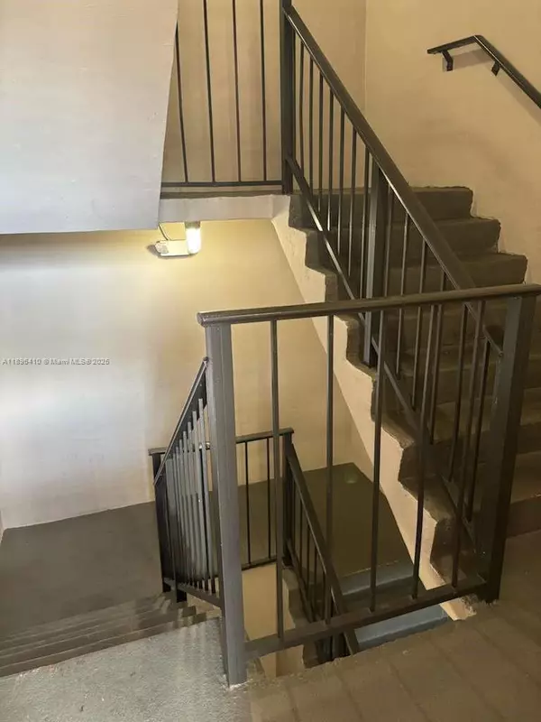 Miami, FL 33183,8400 SW 133rd Ave Rd #202