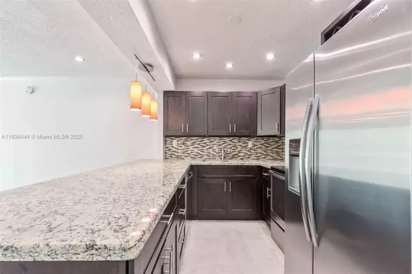 Miami, FL 33176,9301 SW 92nd Ave #304B