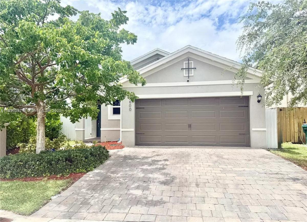 Florida City, FL 33034,600 NE 5 Terr