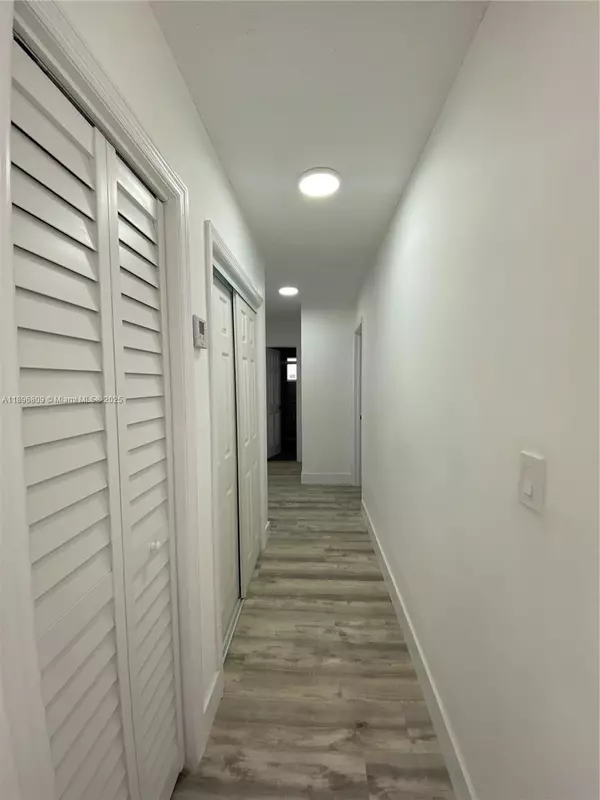 Miami, FL 33127,46 NW 44th St #46