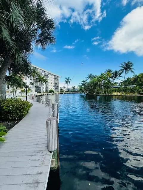 Oakland Park, FL 33334,3000 NE 16th Ave #408