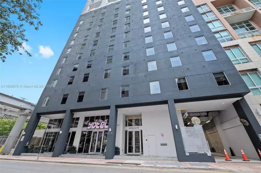 227 NE 2nd St #2512, Miami, FL 33132